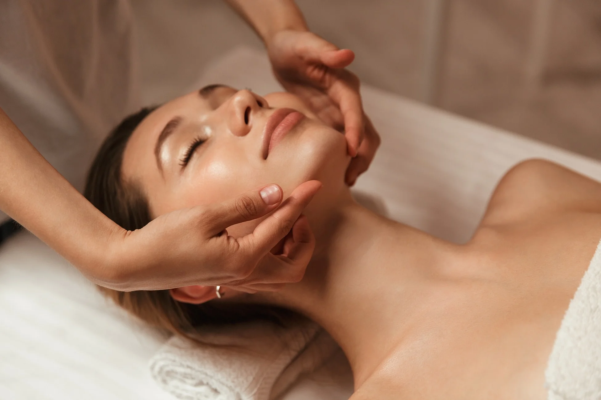 Facials Services in Long Beach, CA | Lounge of Beauty Medical Spa